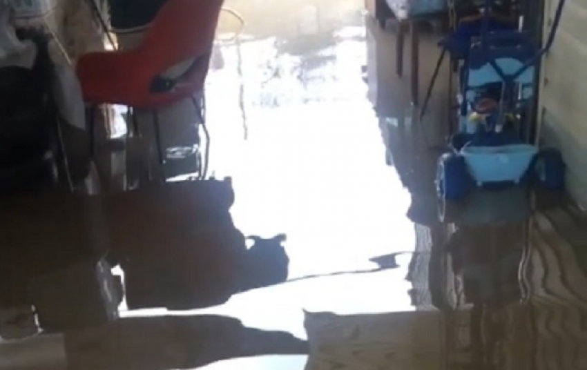 «Блокнот Волгограда» публикует видео потопа в поселке Городище