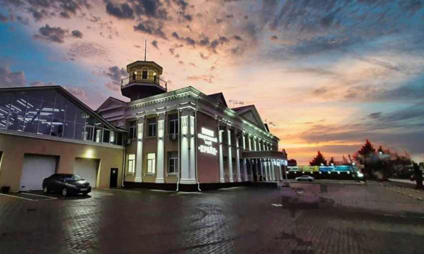 «Всего» полмиллиарда: ресторан и гостиничный комплекс продают на юге Волгограда