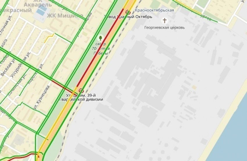 Четырёхкилометровая пробка разделила центр и север Волгограда 