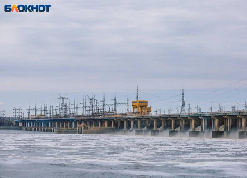 На мосту Волжской ГЭС на две недели ввели реверсивное движение