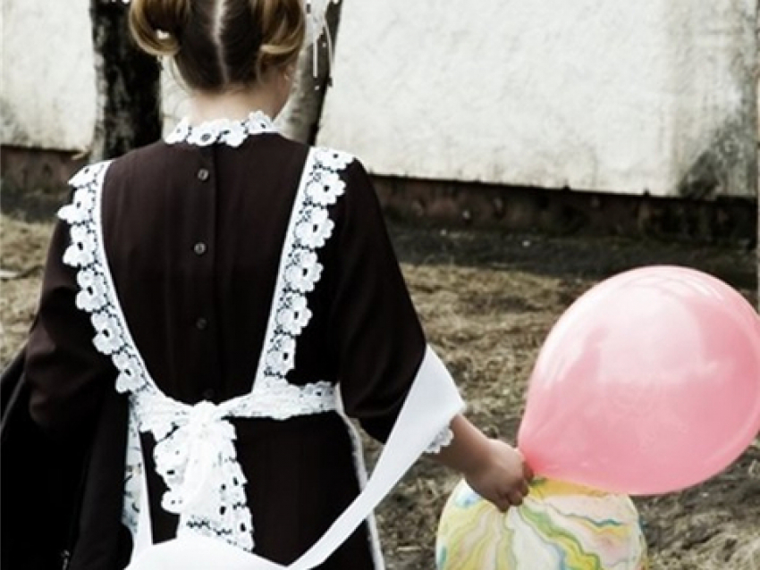 В Волжском 17-летняя девушка сломала нос полицейскому 