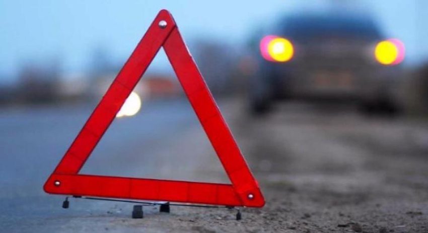 Маршрутка Mercedes сбила своего хозяина у Тракторозаводского рынка в Волгограде 