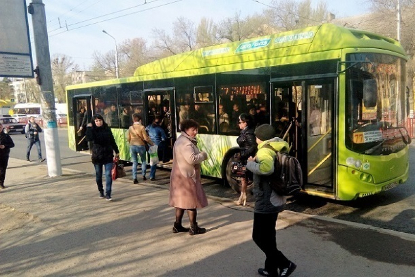 Единый электронный проездной наконец заработал в Волгограде