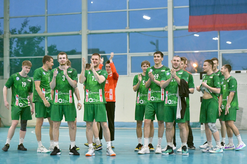 «Каустик» сохранил прописку в российской Суперлиге