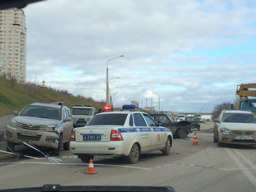 Тройное ДТП произошло в центре Волгограда