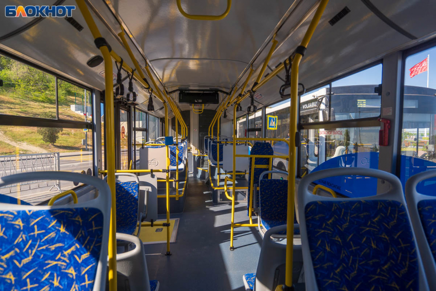 Юг Волгограда потерял №77 автобус: люди жалуются на невозможность уехать 