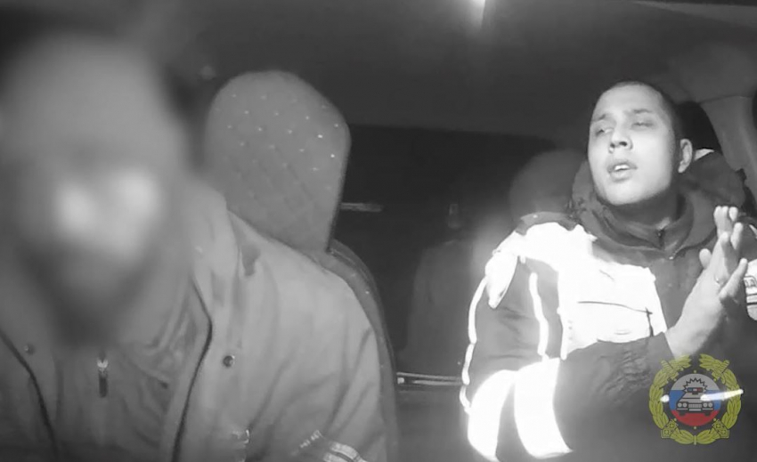 Волгоградского полицейского записали в краши после эффектного видео погони