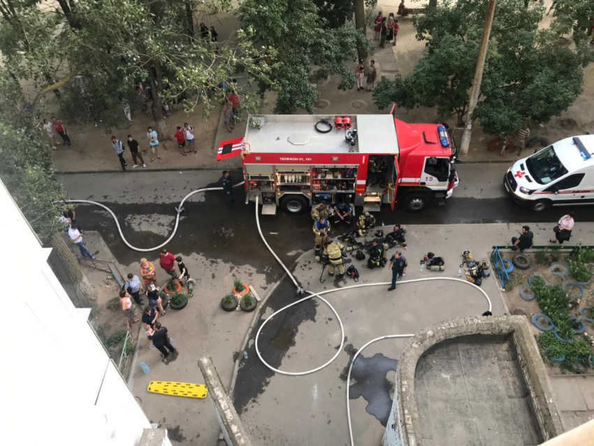 Есть жертвы: подробности крупного пожара в высотке в Волгограде