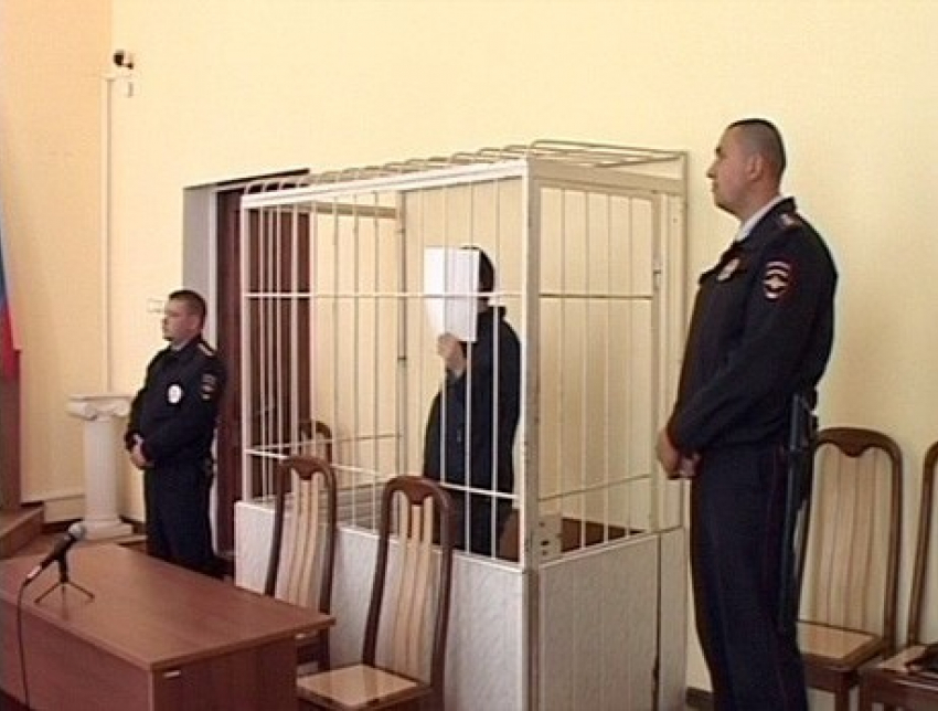 В Волгограде на 1,5 года осужден следователь за фальсификацию 