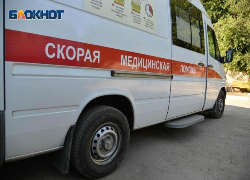LADA Kalina перевернулась в Волгоградской области: водитель погиб, пассажир выжил чудом