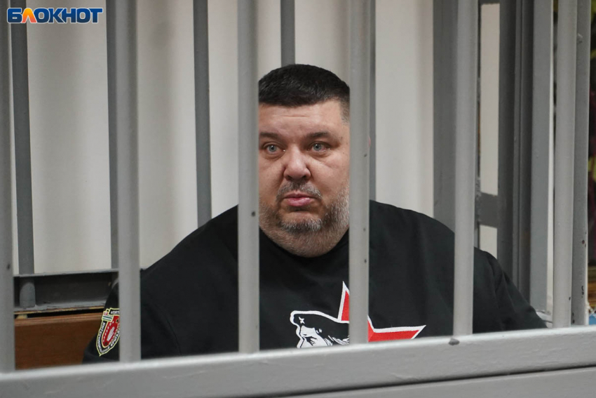 Подозреваемый в вымогательствах блогер Ульянов не захотел сидеть в СИЗО Волгограда 