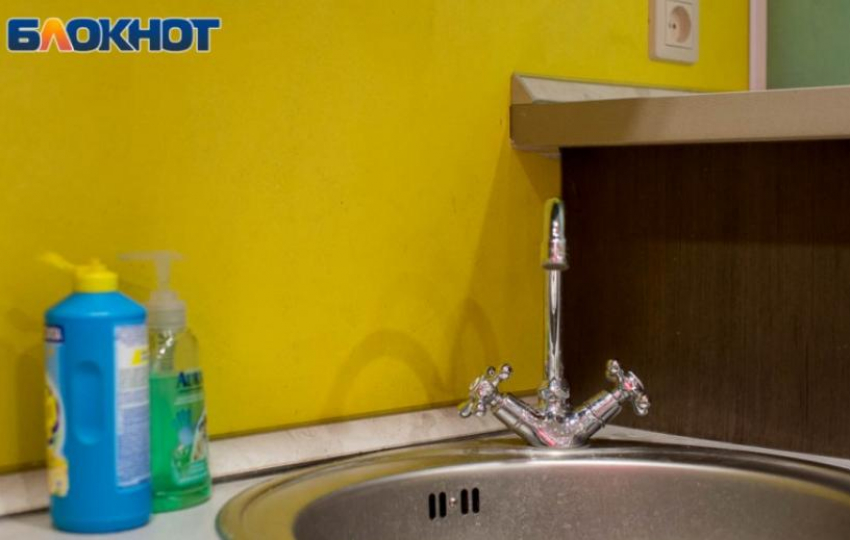 Холодную воду отключат волгоградцам 27 марта