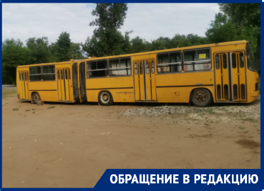 Волгоградцу запретили проезд на велосипеде к пляжу у ерика Верблюд