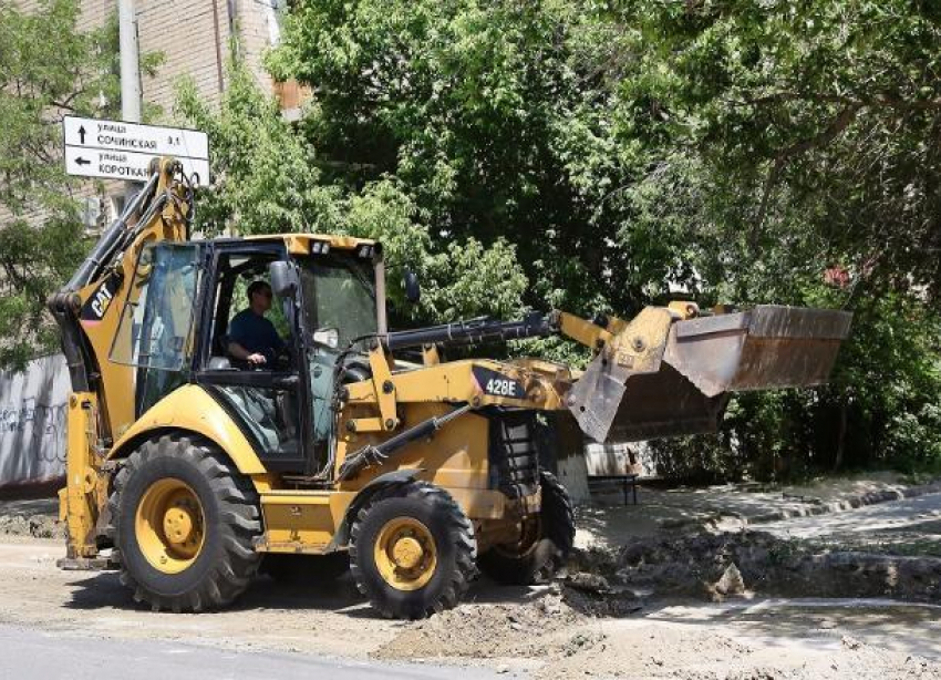 В Волгограде начали ночной ремонт 39-й Гвардейской