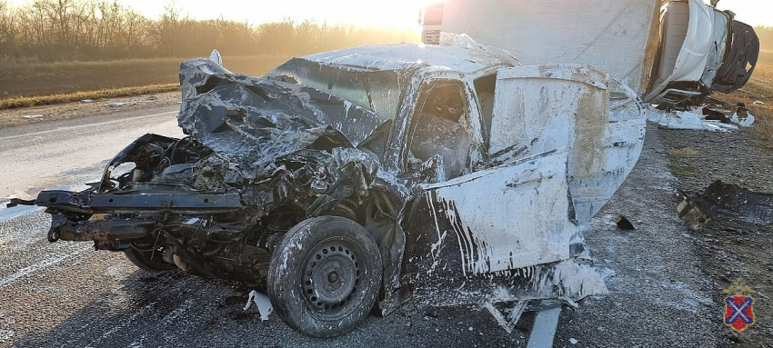 Реверсивное движение введено на залитую белой краской трассе под Волгоградом