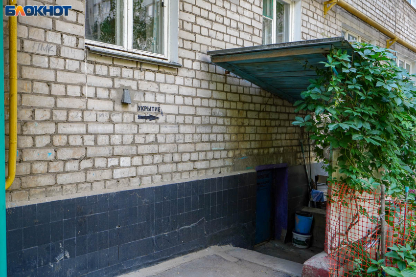 Дома обследуют на севере Волгограда после массовой атаки БПЛА 