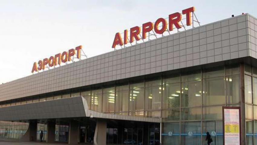 В Волгограде экстренно приземлился самолет из-за сердечного приступа у пассажира
