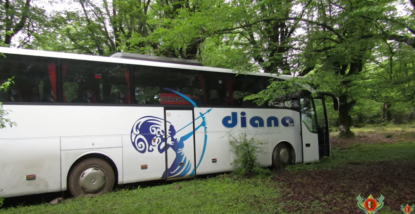 Автобус волгоградской фирмы «Диана Тур» угнали в Абхазии: видео