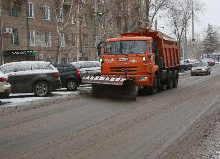 Снежные выходные могут обернуться транспортным коллапсом в Волгограде