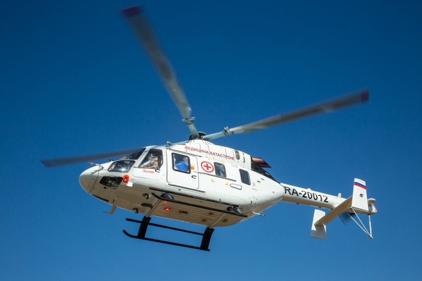 В Волгоградской области авиабригада врачей «крылатой скорой» спасла от смерти 50 человек