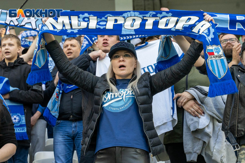 Фанатов «Ротора» вывезут из центра Волгограда