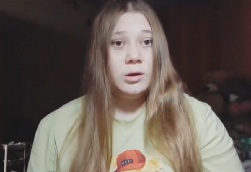 «Жить негде!»: 20-летняя сирота из Волгограда записала видеообращение к Бастрыкину