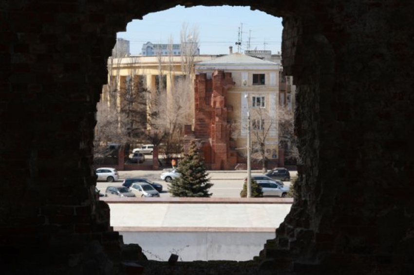 В Волгограде прокуратура запретила менять исторический облик «Дома Павлова»