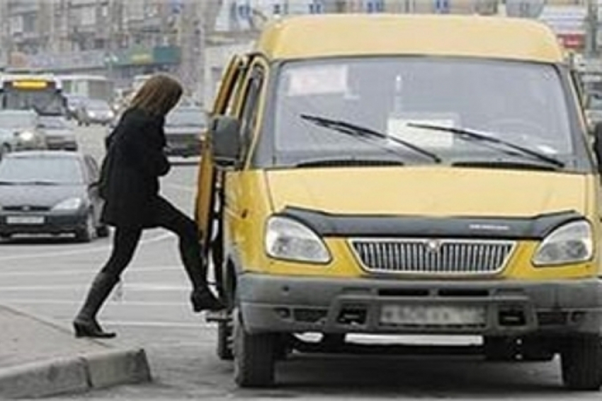 В Камышине водитель маршрутки изнасиловал 12-летнюю девочку