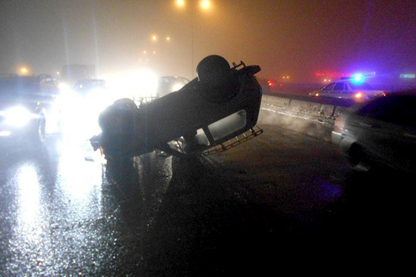 35-летний водитель покалечился, перевернувшись на «Ниве» под Волгоградом 