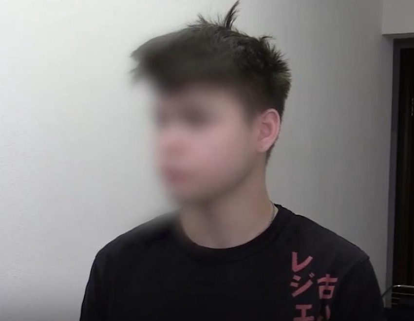 Волгоградец втянул 12-летнего брата в аферу с распространением фальшивых купюр