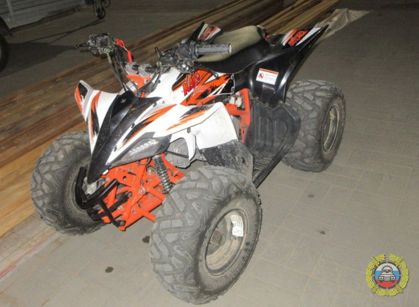 Девятилетнего водителя квадроцикла спасают в реанимации Волгограда