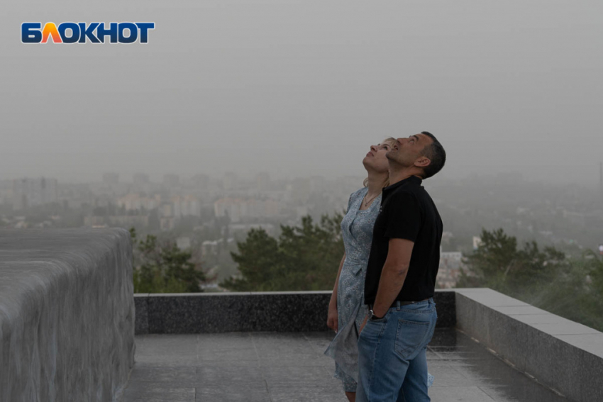 Эпичная пыльная буря накрыла Волгоград: климатолог объяснил, как удалось избежать астраханского «Армагеддона»