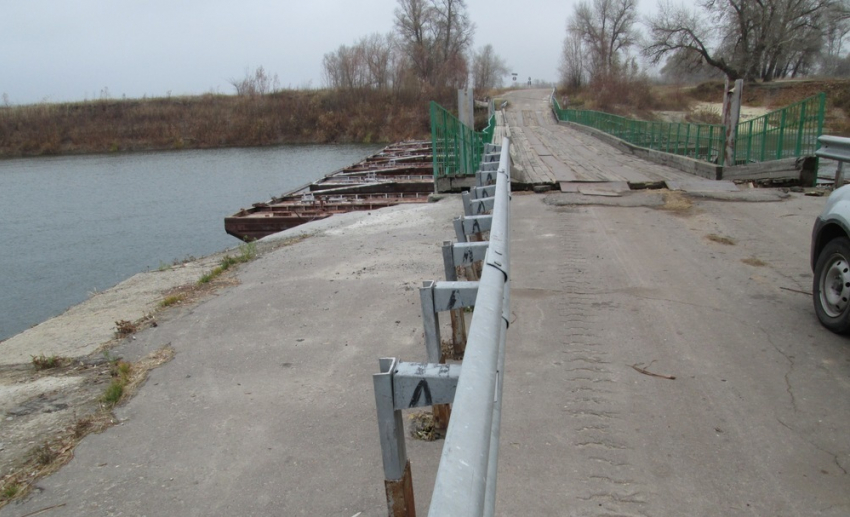 В Волгоградской области вернули понтонный мост через Хопер