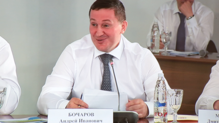 Андрей Бочаров оказался в хвосте рейтинга губернаторов по продвижению образа будущего