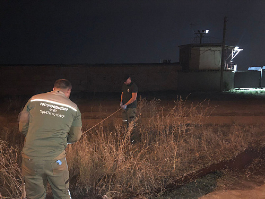 Стоки излились около аэропорта в Волгограде