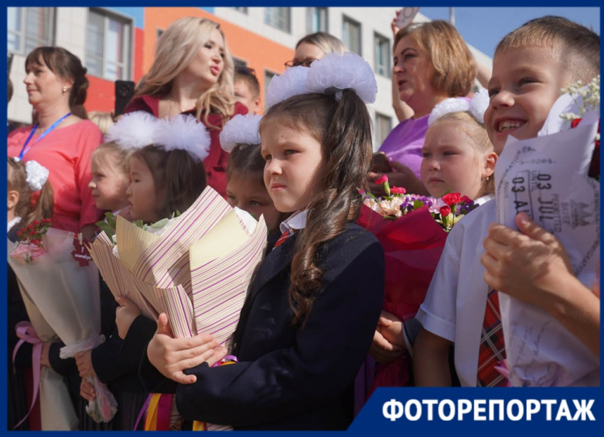 Школа за 1,6 млрд рублей открылась в Волгограде: показываем, от чего в шоке даже первоклашки 