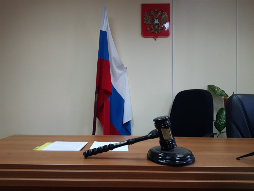 Житель Волгоградской области попал под суд за семь переводов по 100 рублей экстремистам