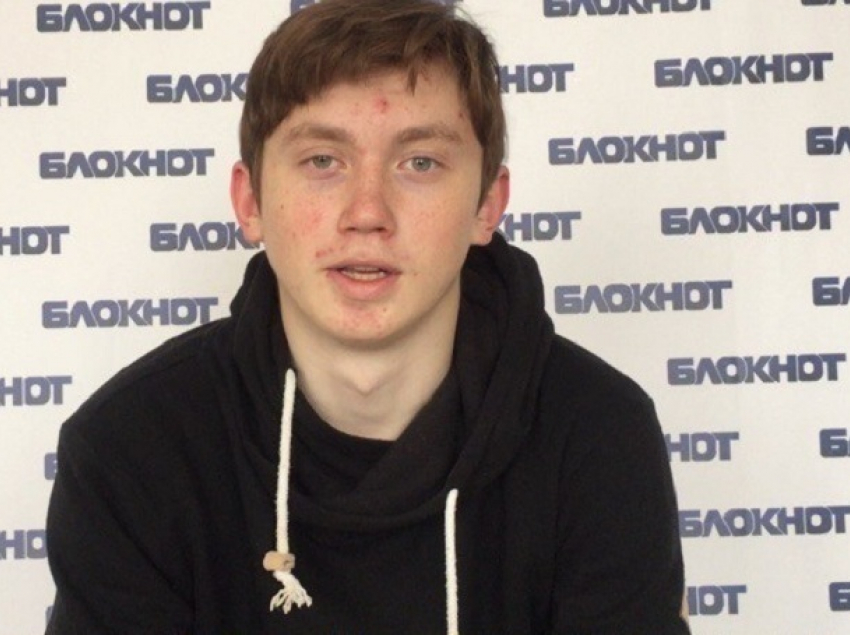 Полицейские «шьют» оппозиционное дело 16-летнему студенту, отец которого защищал Волгоград от Навального 