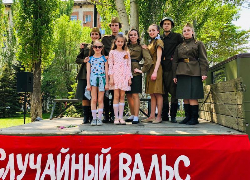 Аллея Героев в Волгограде превратилась в фотозону военных лет