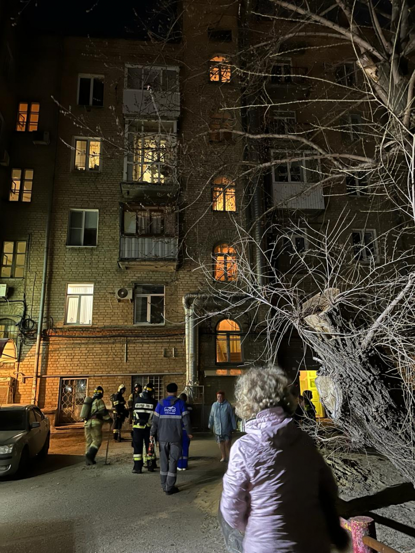 Скопление пожарных машин на Краснознаменской всполошили волгоградцев