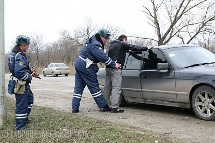 Под Волгоградом полицейские задержали группу цыган из Румынии