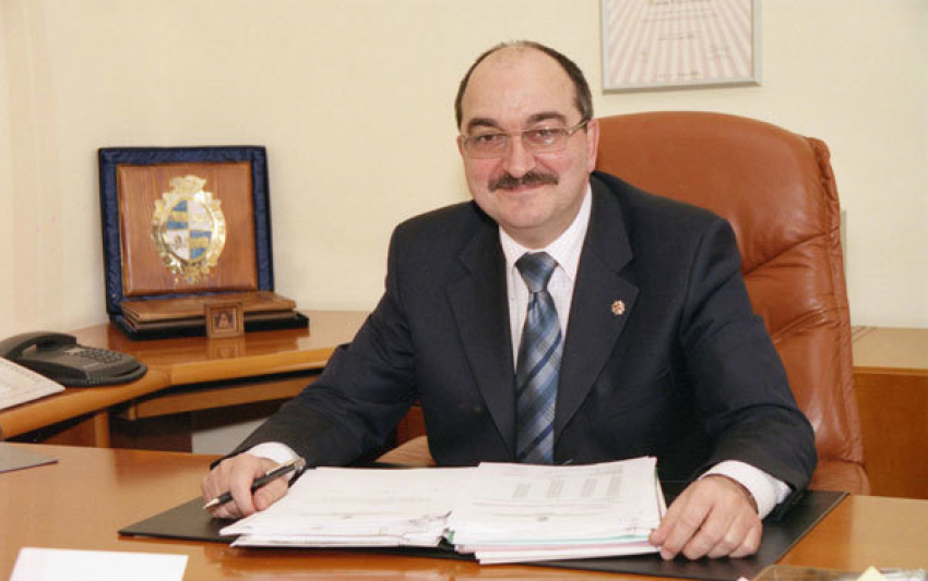 Председателем Общественной палаты региона вновь избран Олег Иншаков