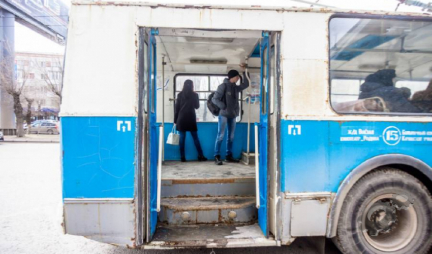 В Волгограде троллейбус №18 заменят двумя автобусами