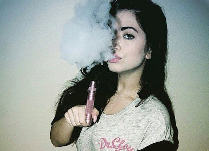 Волгоградские депутаты отобрали у детей вейпы