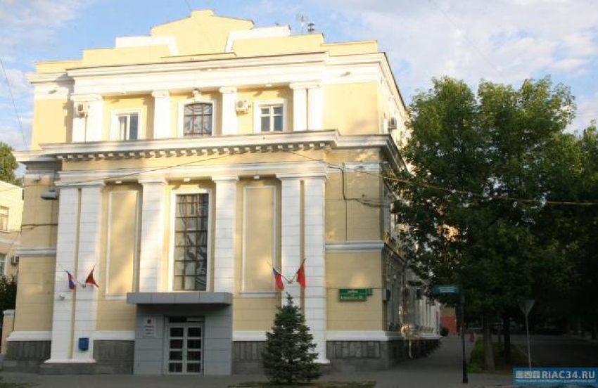«Единая Россия» в Волгограде делает ставку на учителей и общественников