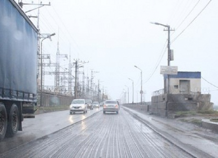 В Волжском отремонтируют трассу на Волгоград