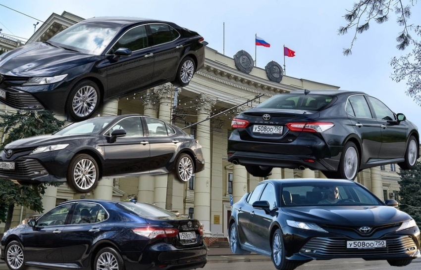 Вместо разбитого автомобиля волгоградского замгубернатора областная администрация закупает сразу 16 машин