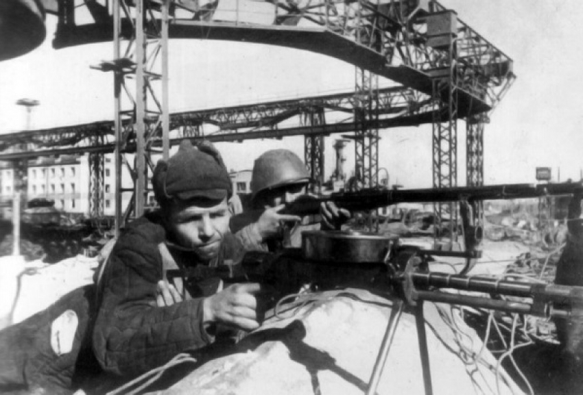 25 августа 1942 года - Сталинград объявлен на осадном положении
