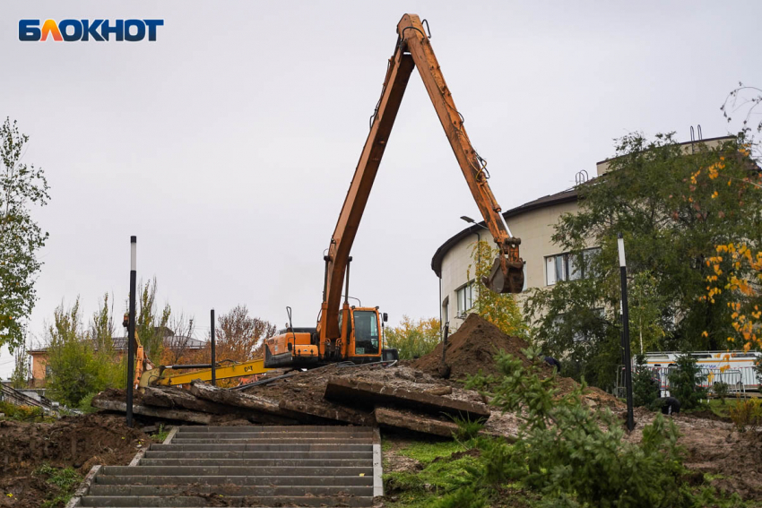 Волгоградцам объяснили, как платить за воду во время фекального ЧП