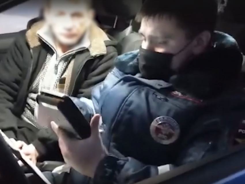 На выходных 37 водителей решили прокатиться пьяными в Волгоградской области: видео 